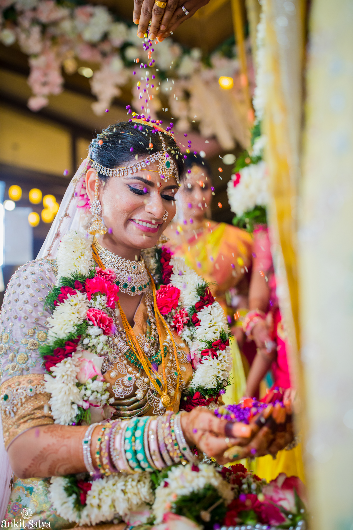Decoration, venue selection, photography, catering, entertainment and so much more, Saciva Events is there with you along every step of your wedding planning. - Aneesha Candid Moment